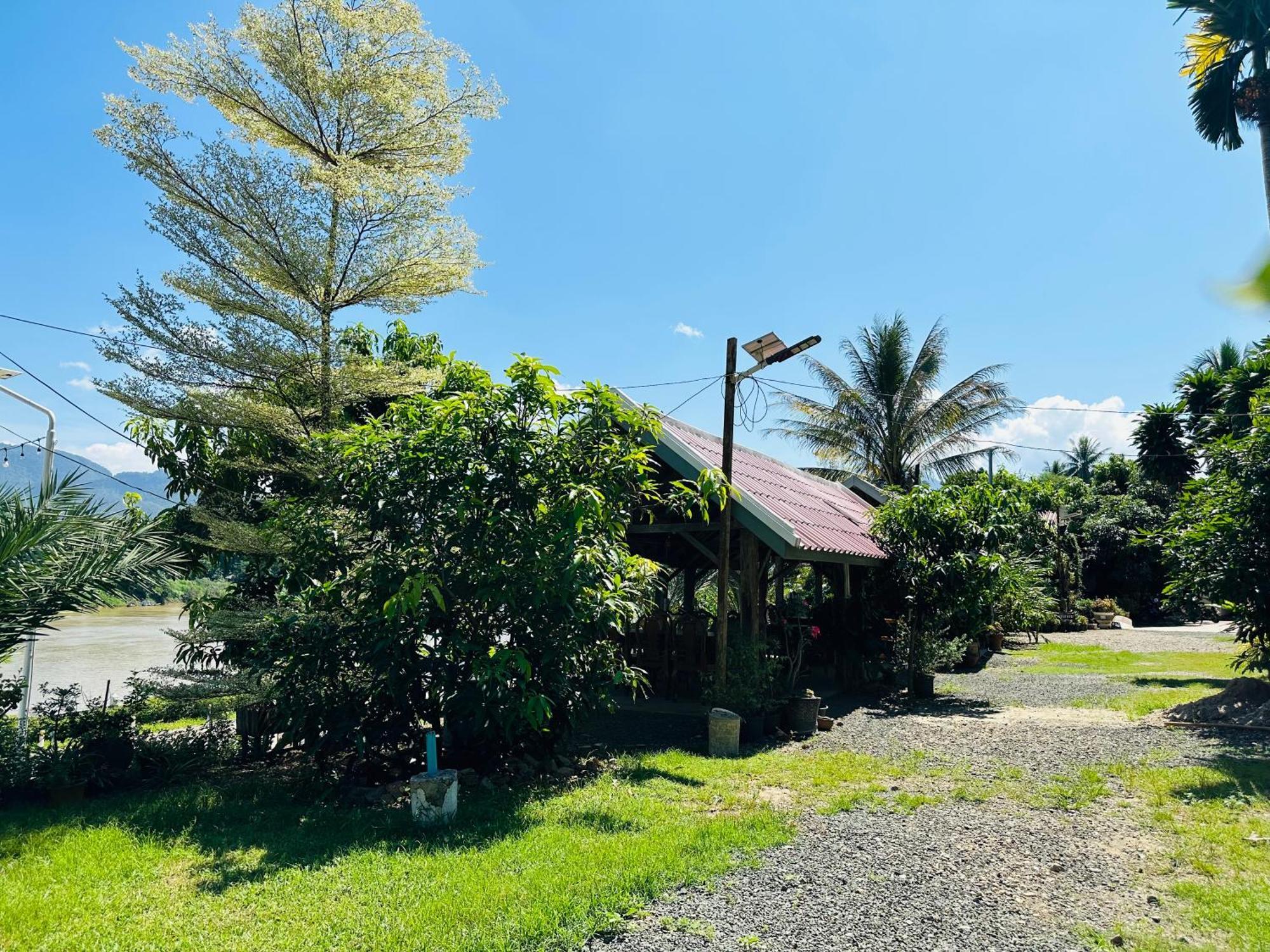 Kingkham Riverside Hotel หลวงพระบาง ภายนอก รูปภาพ