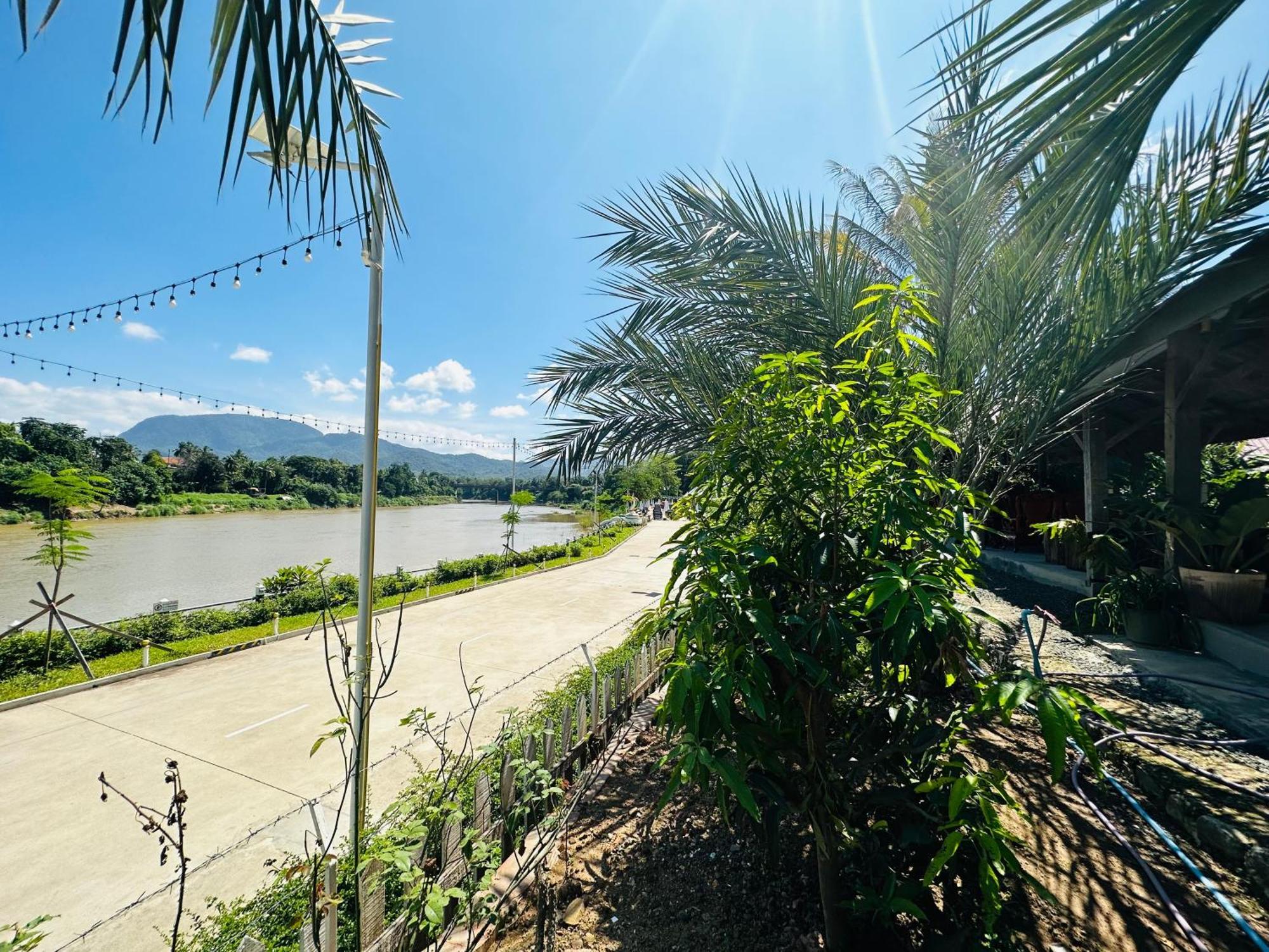 Kingkham Riverside Hotel หลวงพระบาง ภายนอก รูปภาพ